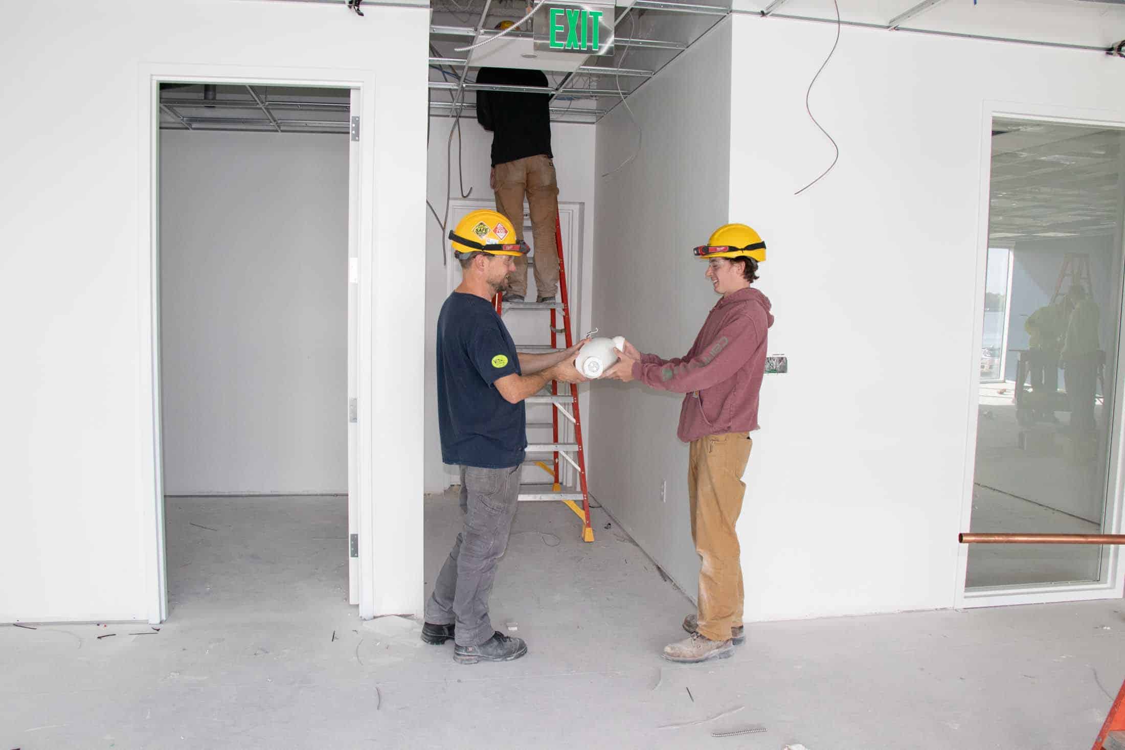 commercial electrician lockhart